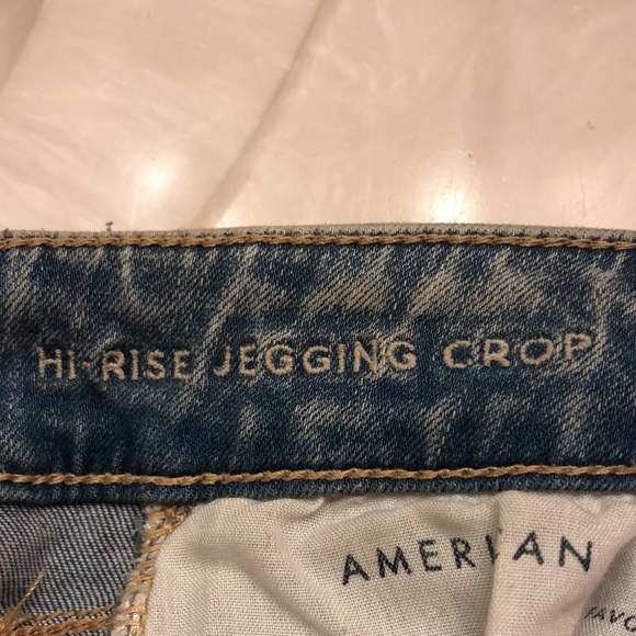 American Eagle Size 4 Hi-Rise Jegging Cropped - Distressed Ne(x)t Level Stretch - Picture 7 of 7